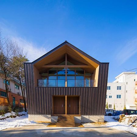 Hakuba White Fox Chalet Exterior foto